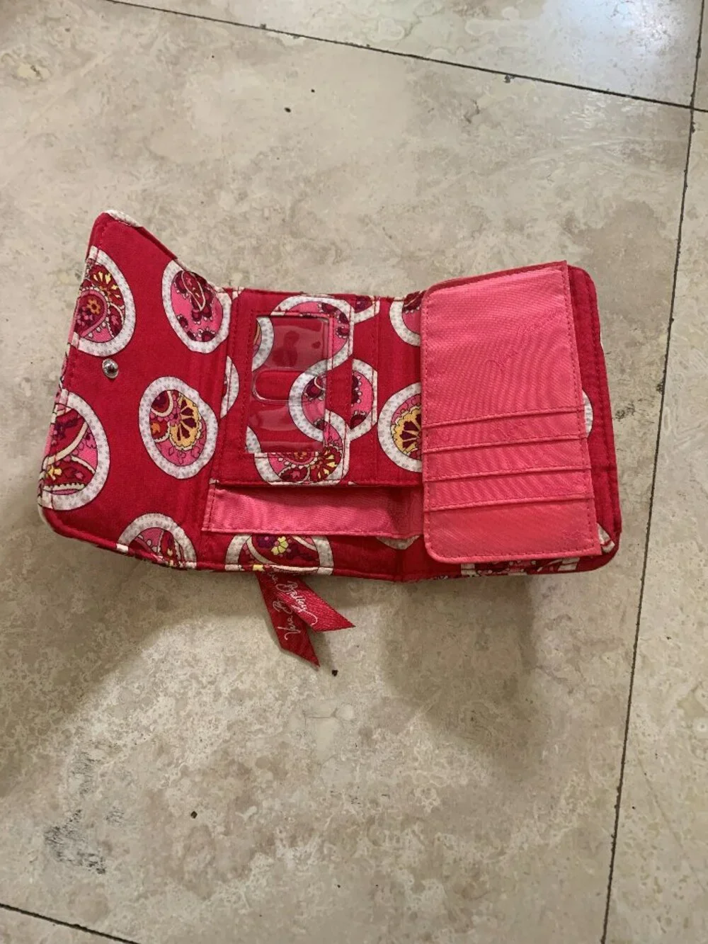 Vera Bradley Wallet Rosy Poseys - Picture 4 of 4